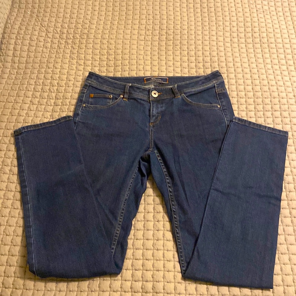 TOMMY BAHAMA mid rise skinny jeans size 10